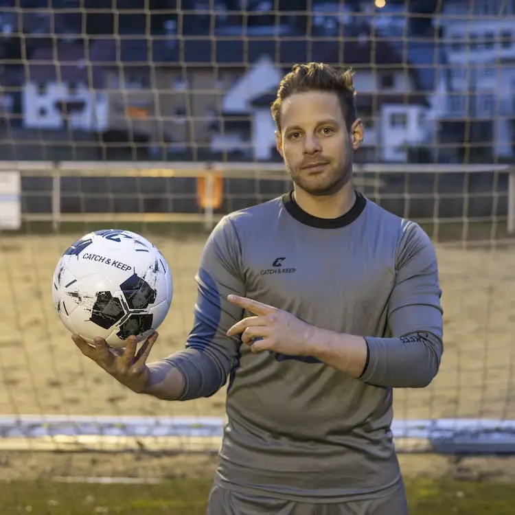 Spielball Pro II White Catch & Keep Fussball für Training