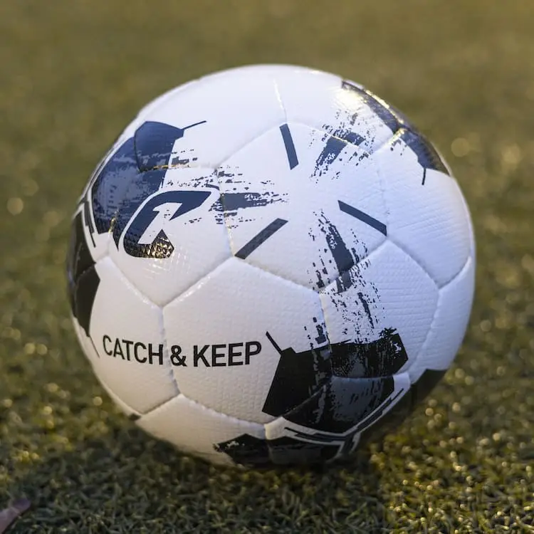 Spielball Pro II White Catch & Keep Fussball