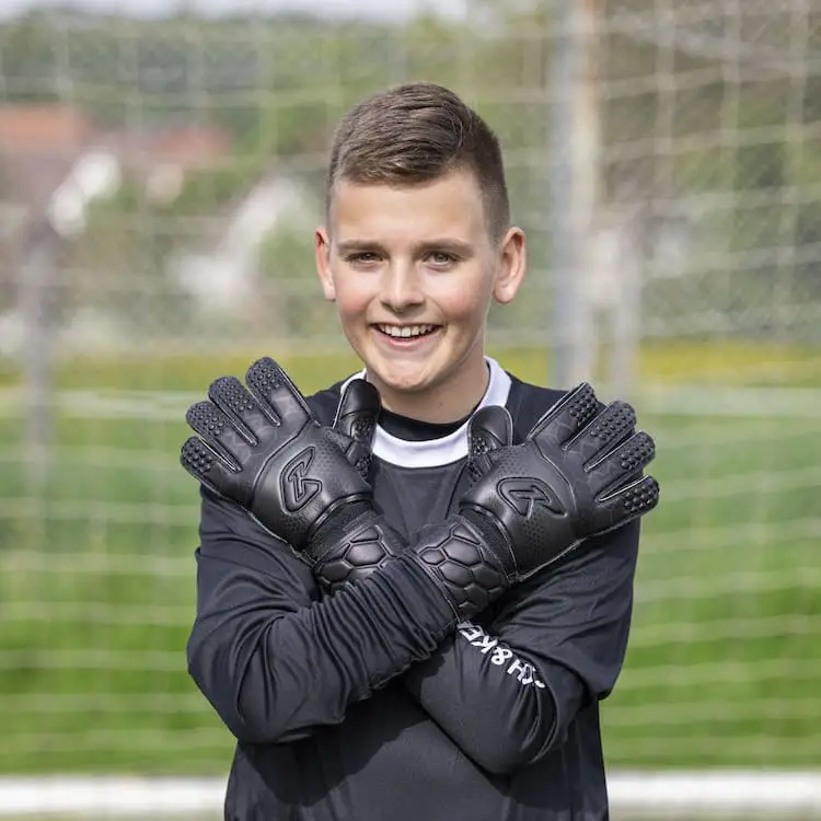 Kralle Junior 3.0 Pro Schwarz Catch and Keep Torwarthandschuhe Kinder