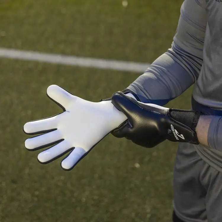 Ultimate Glove Catch & Keep Torwarthandschuhe