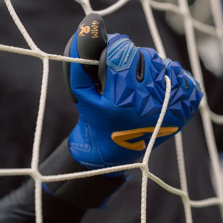 Torwart Handschuhe in Blau mit perfektem Grip: Der Pulse X Blue