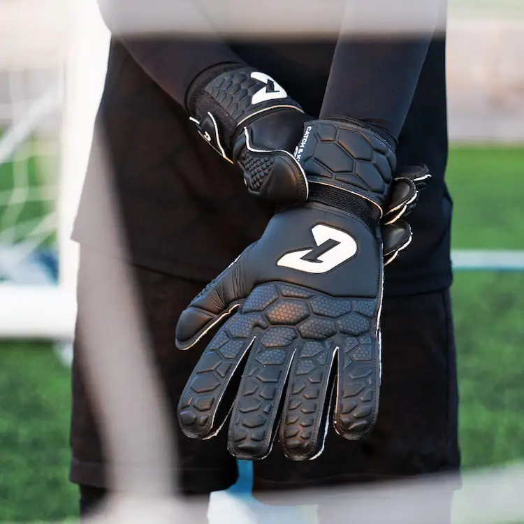 Fly Kids Dark Soul Catch and Keep Kindertorwarthandschuhe Fussballhandschuhe für Kinder