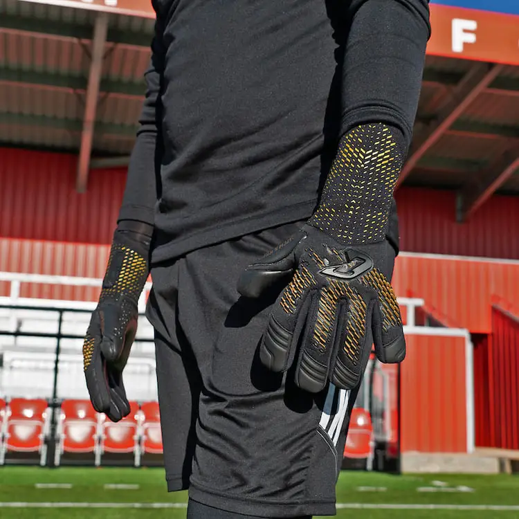 Revolution Gold Catch and Keep Torwarthandschuhe Torwarthandschuhe für Keeper