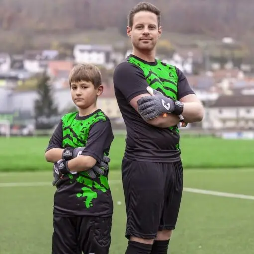 Fussball-Trikot-Green-Splash-Catch-and-Keep-Fussballtrikot-fuer-Kinder-510×510-1