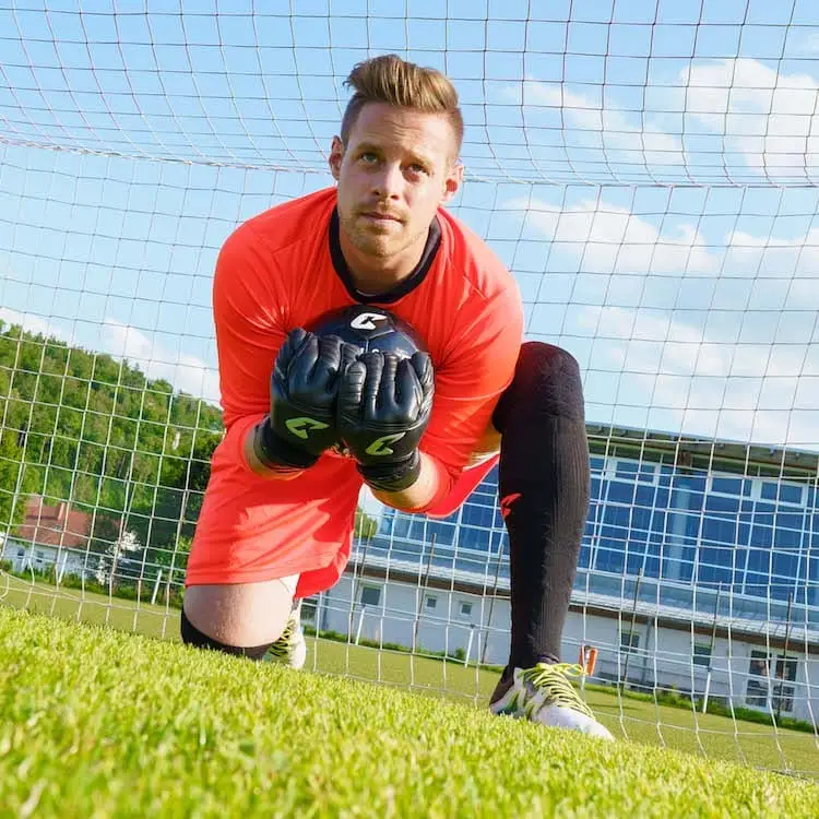 Premium_Torwart_Socke_Catch_and_Keep_Schutz.jpg
