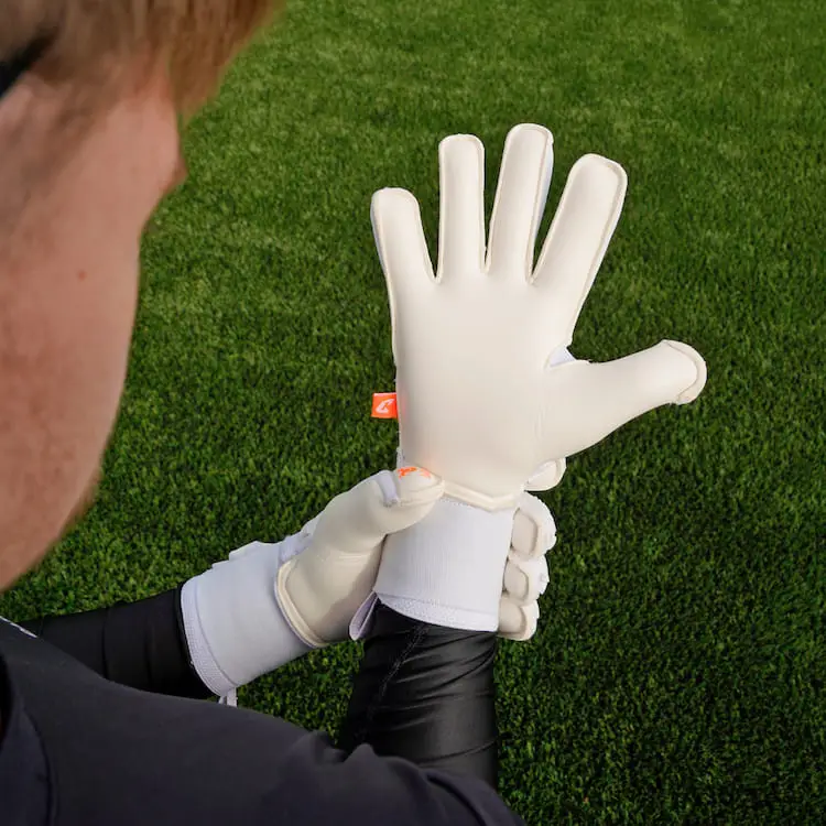 Fly White Sould FP Catch and Keep Torwarthandschuhe mit Grip