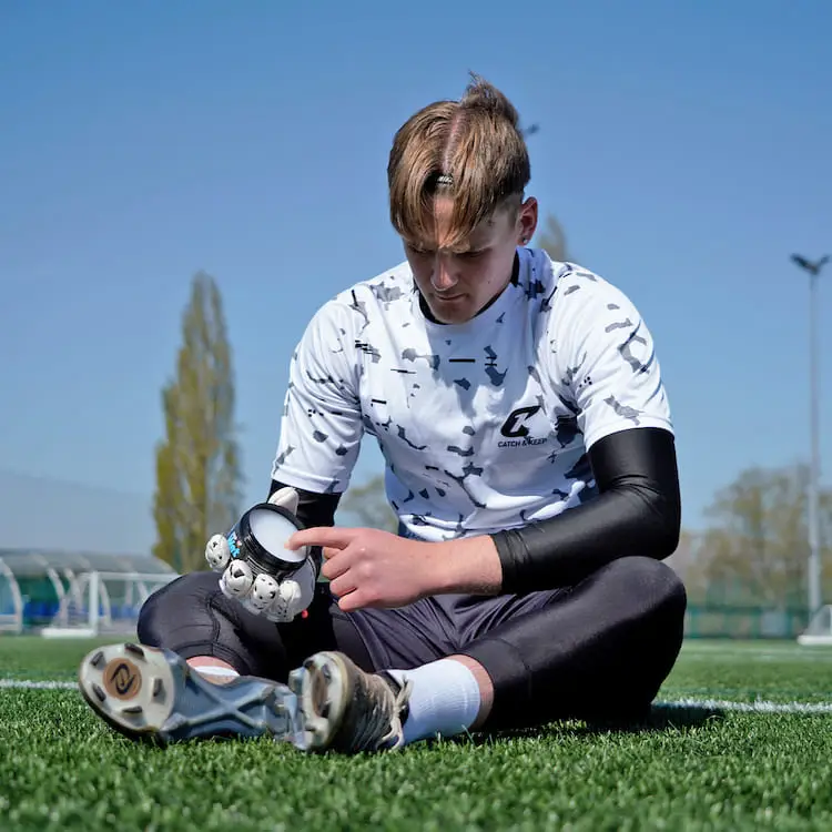 Grip Wet Catch and Keep Was machen bei Regen für mehr Grip Torwarthandschuhe